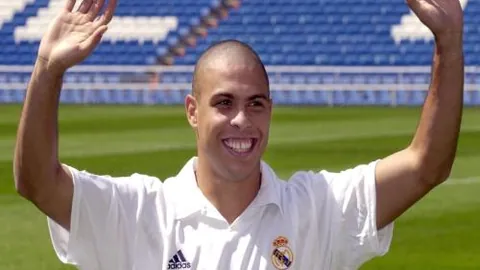 中超3轮无人亮相！泰山前弃将遭冷落，昔日留学新星现仅获替补机会